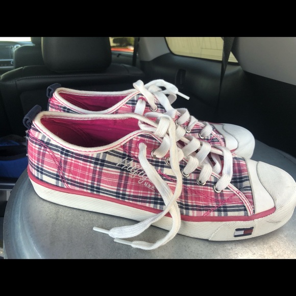 Tommy Hilfiger womens Pink Checker shoes size 8M - Picture 2 of 8